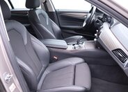 BMW Řada 5 Sedan / Limuzína 2,0 l 140 kw