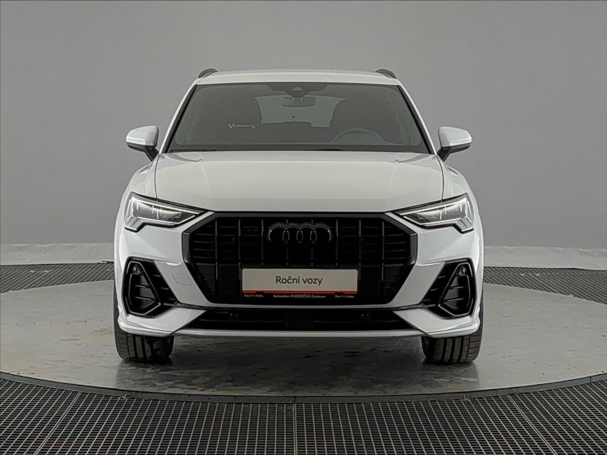 Audi Q3 SUV / Terénní 1,5 l 110 kw