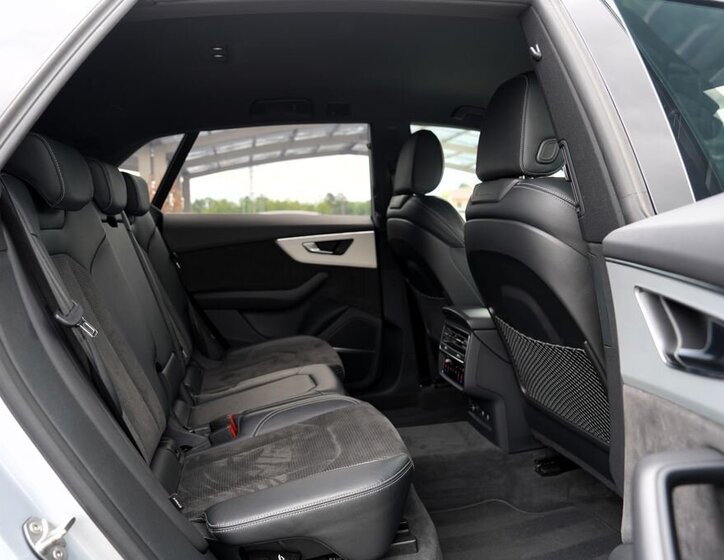 Audi Q8 SUV / Terénní 3,0 l 250 kw