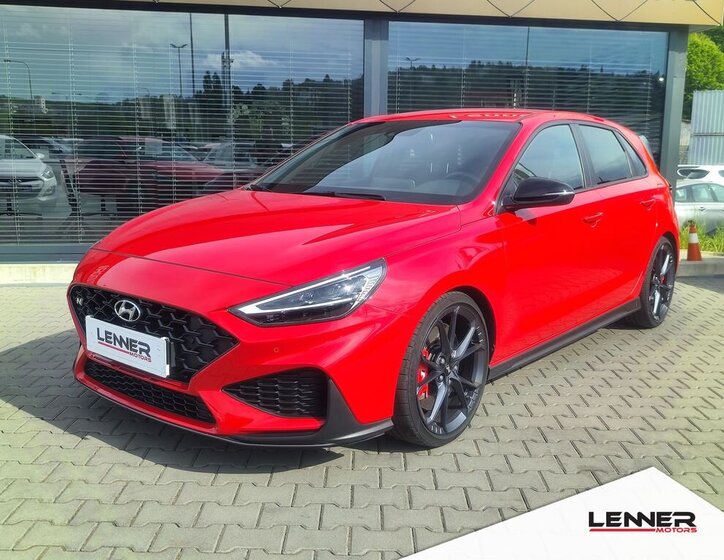 Hyundai i30 Hatchback 2,0 l 206 kw