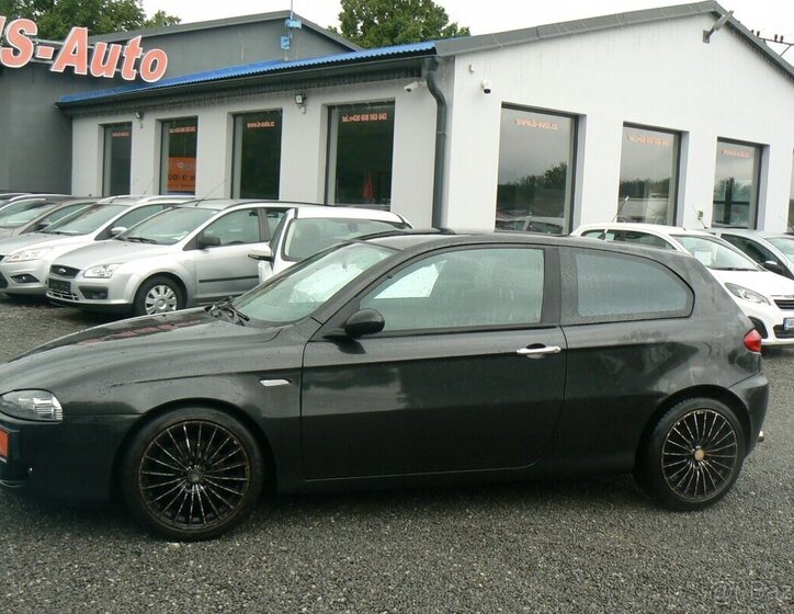 Alfa Romeo 147 Hatchback 1,6 l 77 kw