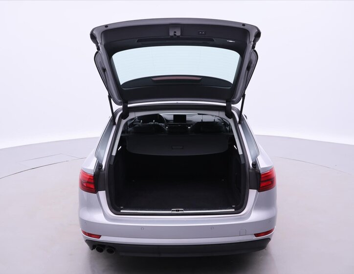 Audi A4 Kombi 2,0 l 140 kw