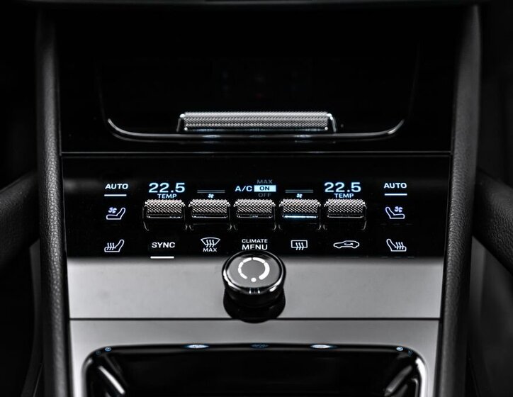 Porsche Cayenne SUV / Terénní 3,0 l 260 kw