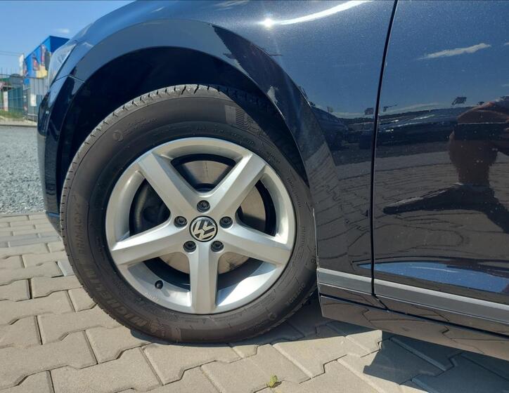 Volkswagen Passat 40