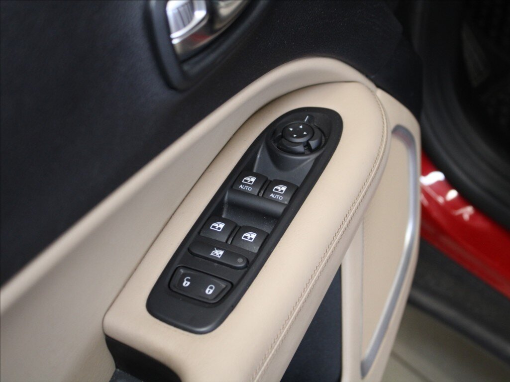 Jeep Compass SUV / Terénní 1,4 l 103 kw