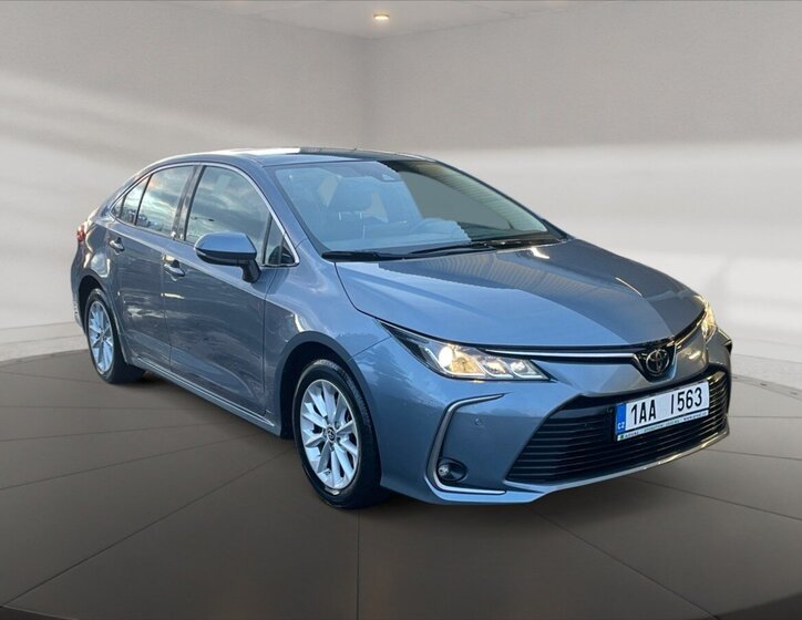 Toyota Corolla Sedan / Limuzína 1,5 l 92 kw