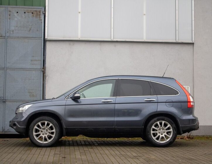 Honda CR-V 8