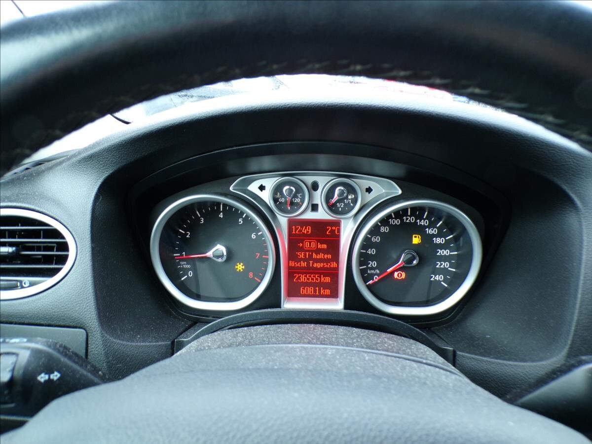 Ford Focus Kombi 1,6 l 74 kw