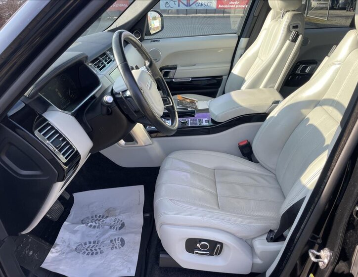 Land Rover Range Rover SUV / Terénní 4,4 l 250 kw