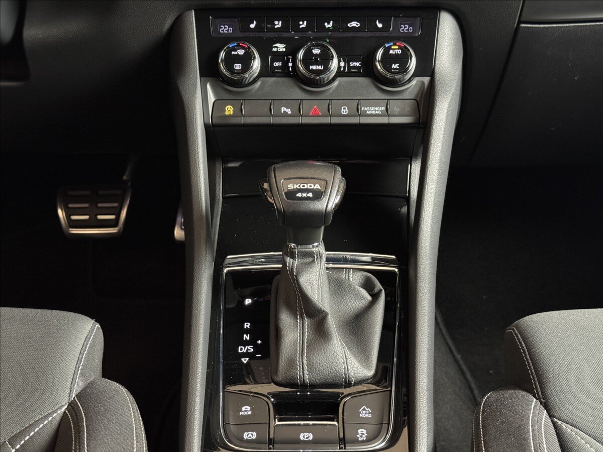 Škoda Karoq SUV 2,0 l 110 kw