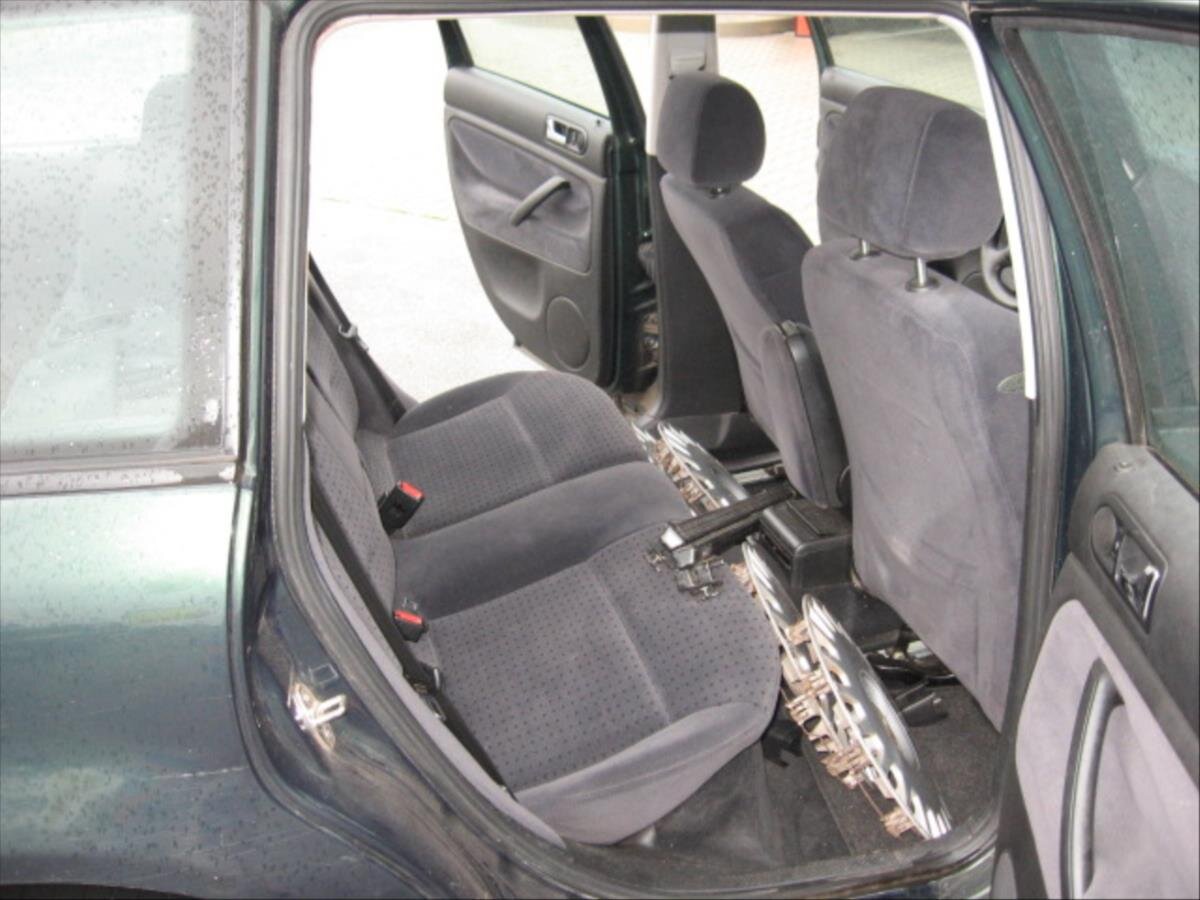 Volkswagen Passat Kombi 1,8 l 92 kw