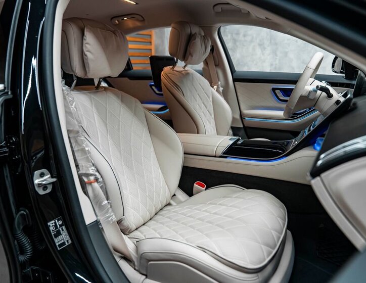 Mercedes-Benz Třídy S Sedan 4,0 l 370 kw