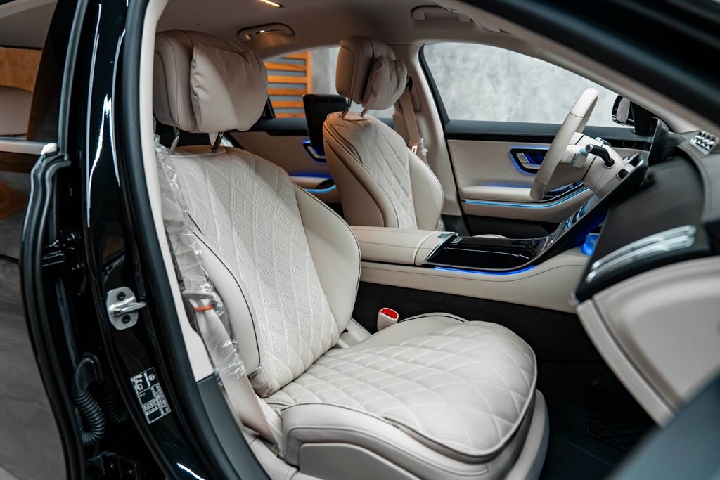 Mercedes-Benz Třídy S Sedan 4,0 l 370 kw