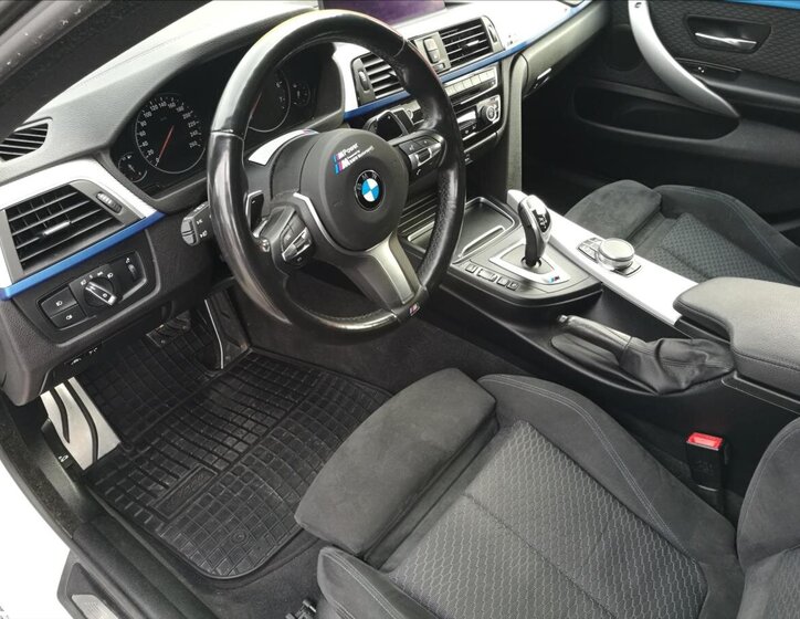 BMW Řada 4 13