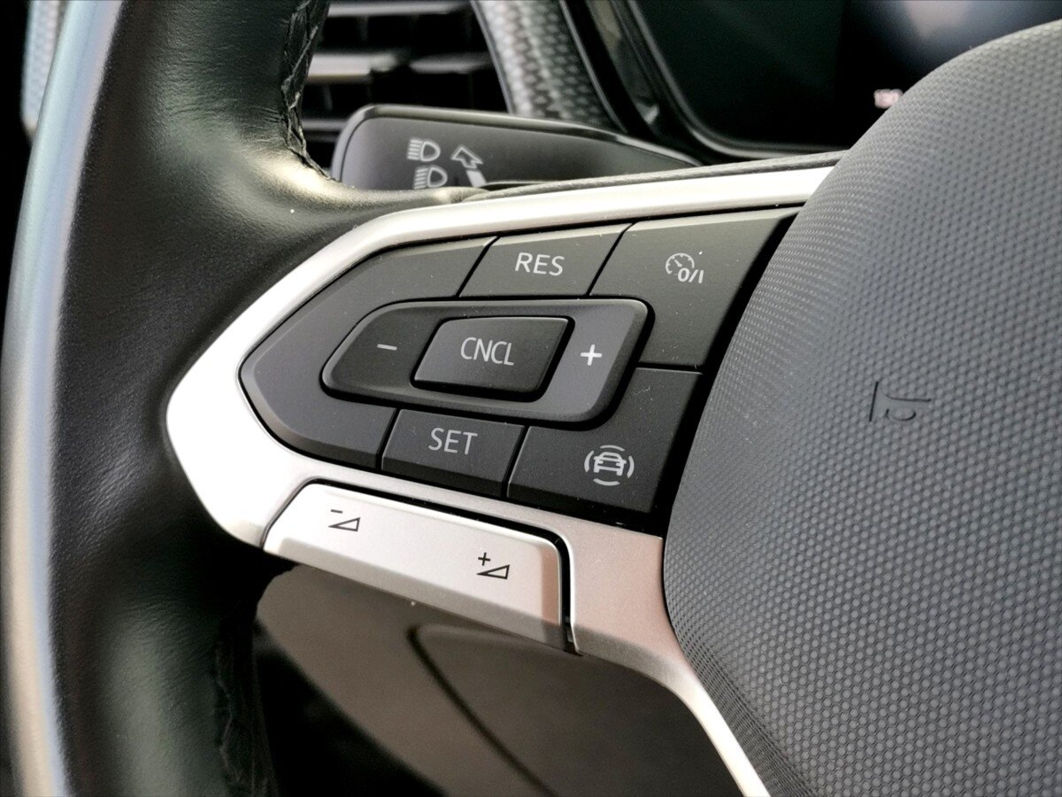 Volkswagen T-Cross Hatchback 999,0 81 kw