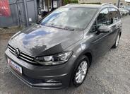 Volkswagen Touran 1