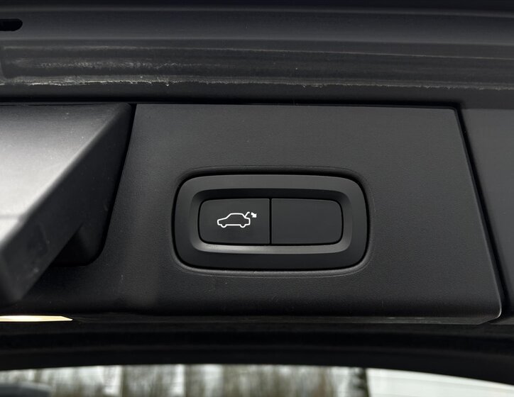 Volvo V90 Kombi 2,0 l 173 kw