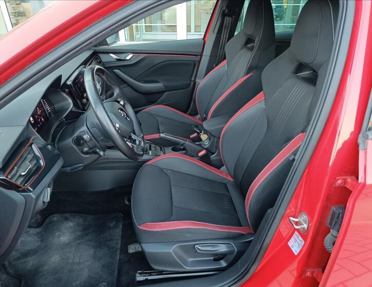 Škoda Scala Hatchback 1,5 l 110 kw