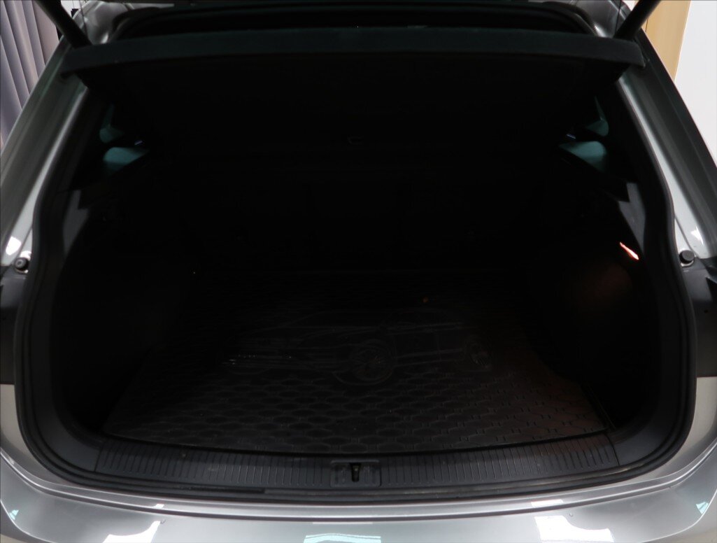 Volkswagen Tiguan SUV 2,0 l 140 kw