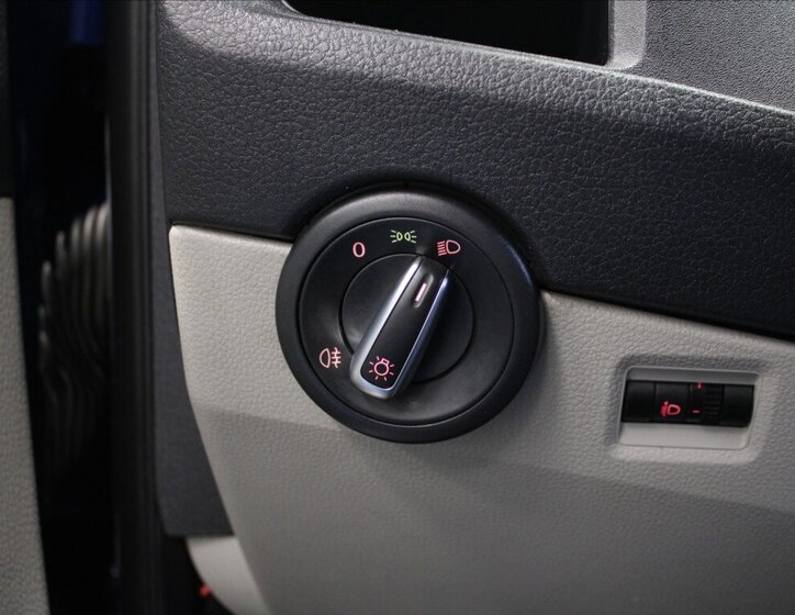 Volkswagen Transporter MPV 2,0 l 75 kw