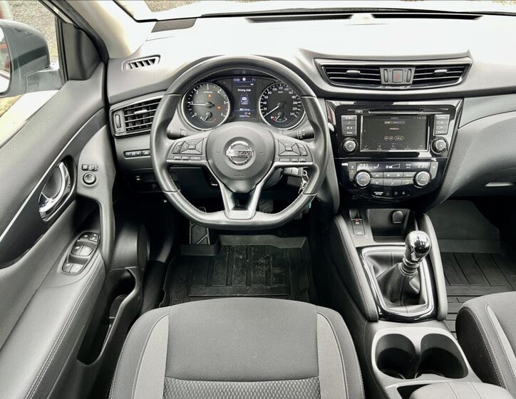 Nissan Qashqai SUV / Terénní 1,5 l 85 kw