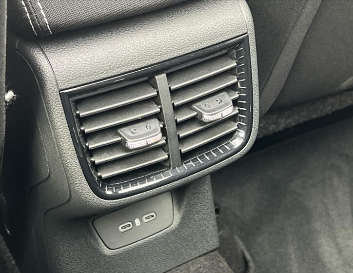 Škoda Fabia Hatchback 1,5 l 110 kw