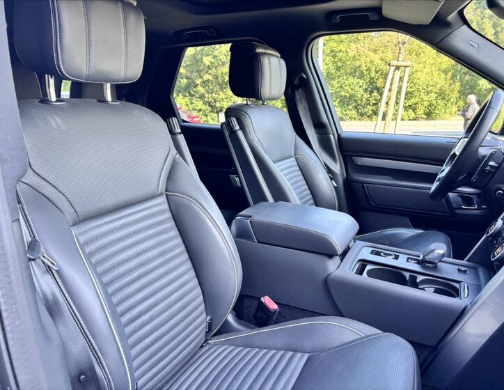 Land Rover Discovery SUV / Terénní 3,0 l 221 kw