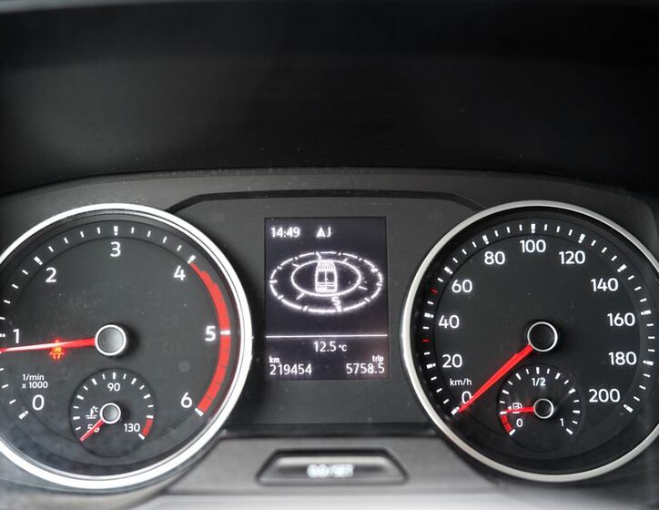 Volkswagen Crafter 29