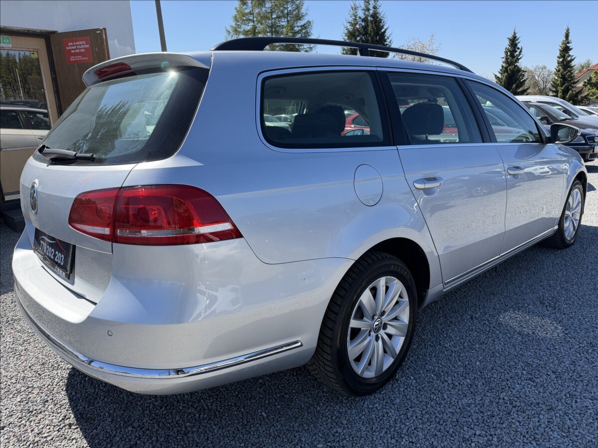 Volkswagen Passat Kombi 2,0 l 103 kw