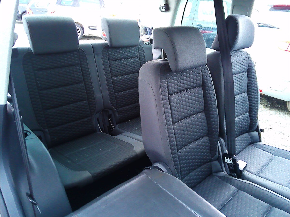 Volkswagen Touran Kombi 2,0 l 103 kw