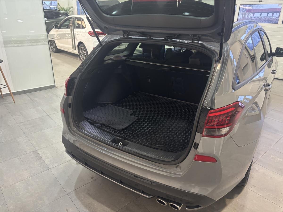 Hyundai i30 Kombi 1,5 l 103 kw