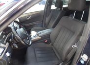 Mercedes-Benz Třídy E 8