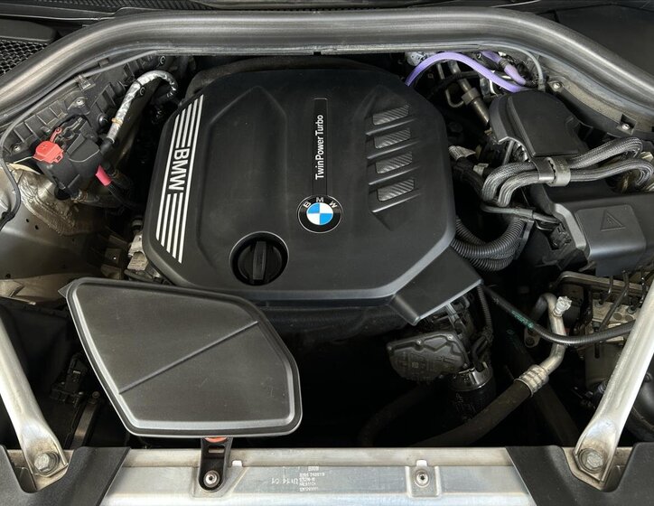 BMW X4 SUV / Terénní 2,0 l 140 kw