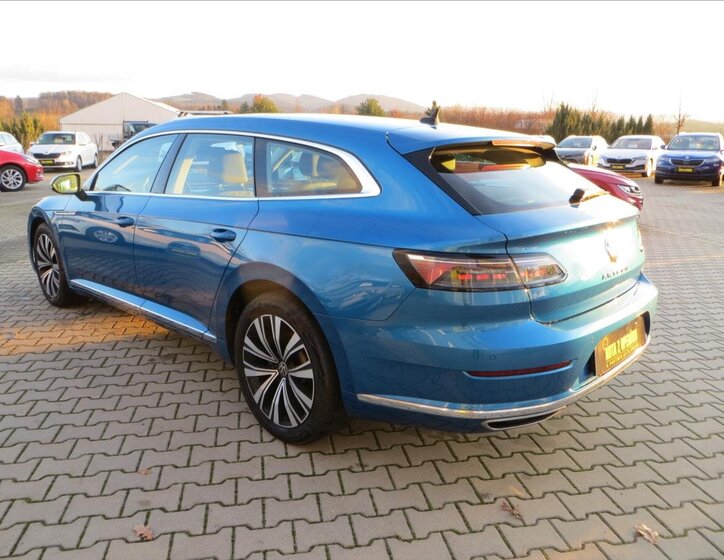 Volkswagen Arteon Kombi 2,0 l 147 kw