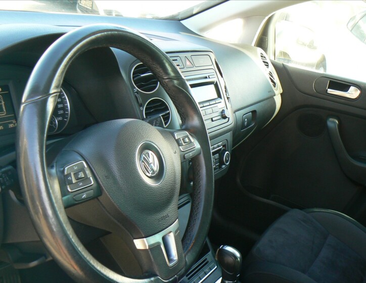 Volkswagen Golf Plus 10
