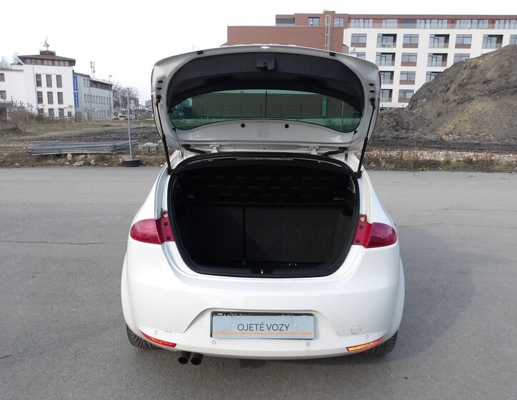 Seat Leon Hatchback 1,4 l 92 kw