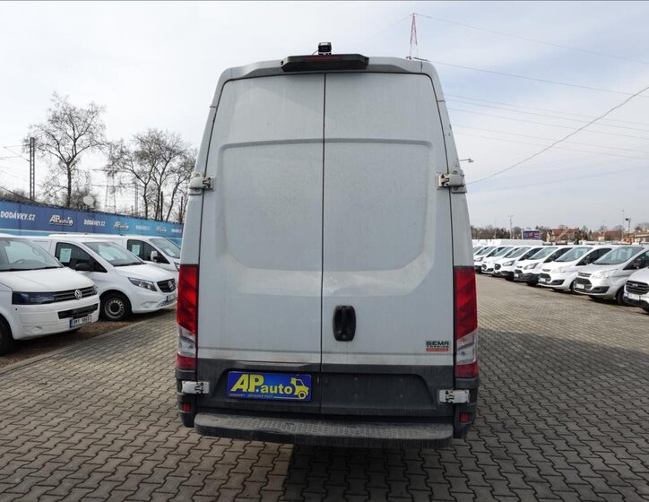 Iveco Daily Ostatní 2,3 l 100 kw