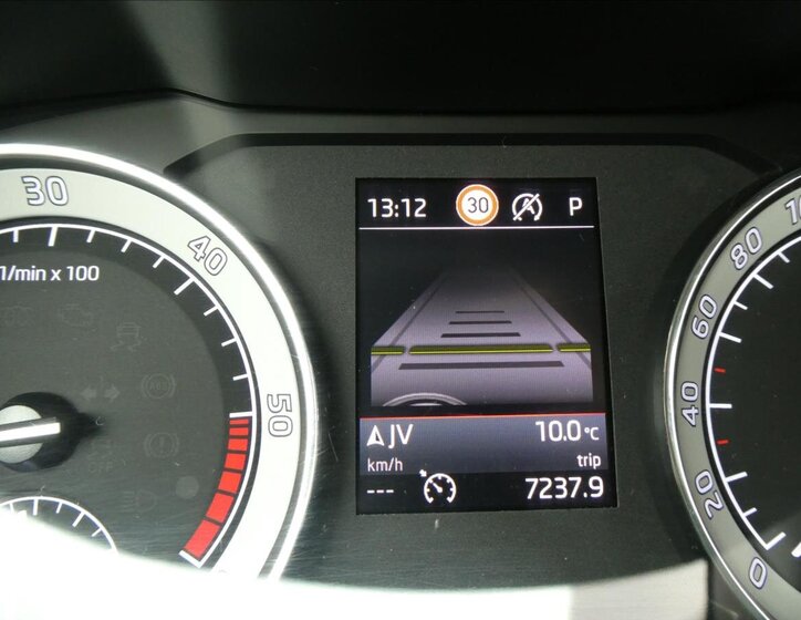 Škoda Superb Kombi 2,0 l 140 kw