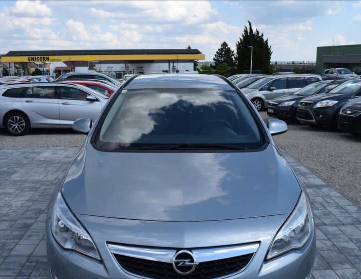 Opel Astra Kombi 1,7 l 81 kw