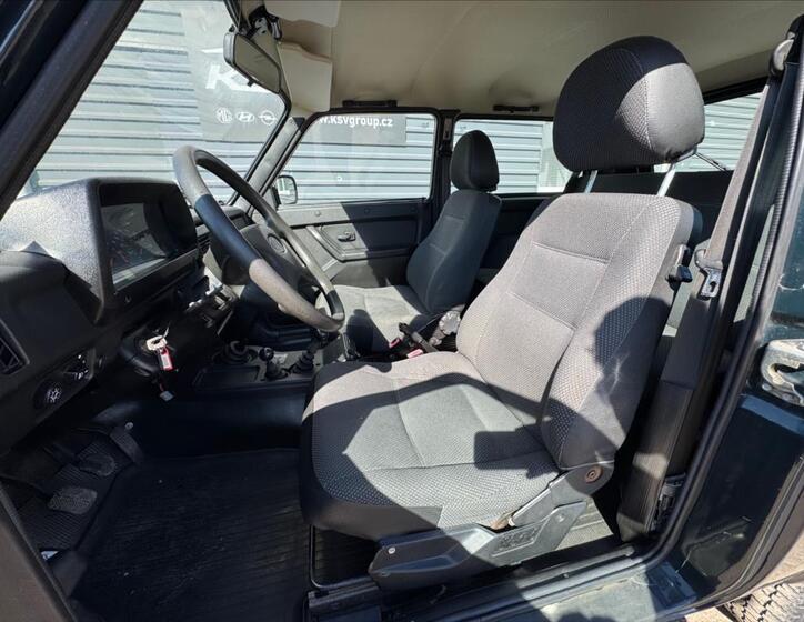 Lada Niva 9