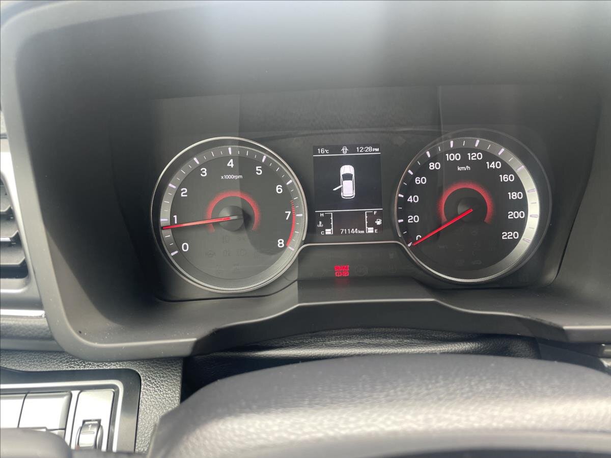 SsangYong Tivoli Kombi 1,5 l 120 kw