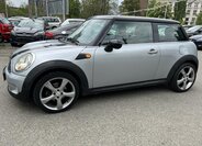 Mini Cooper Hatchback 1,6 l 88 kw