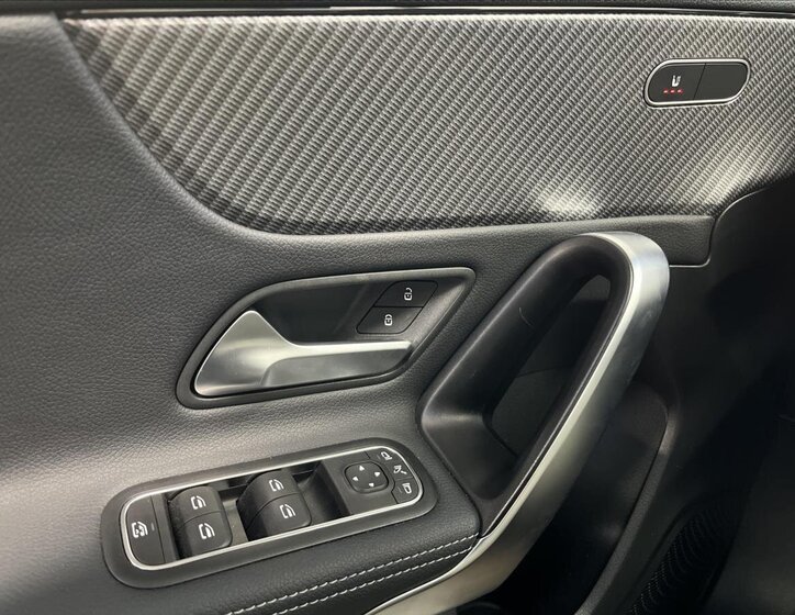 Mercedes-Benz Třídy A 12