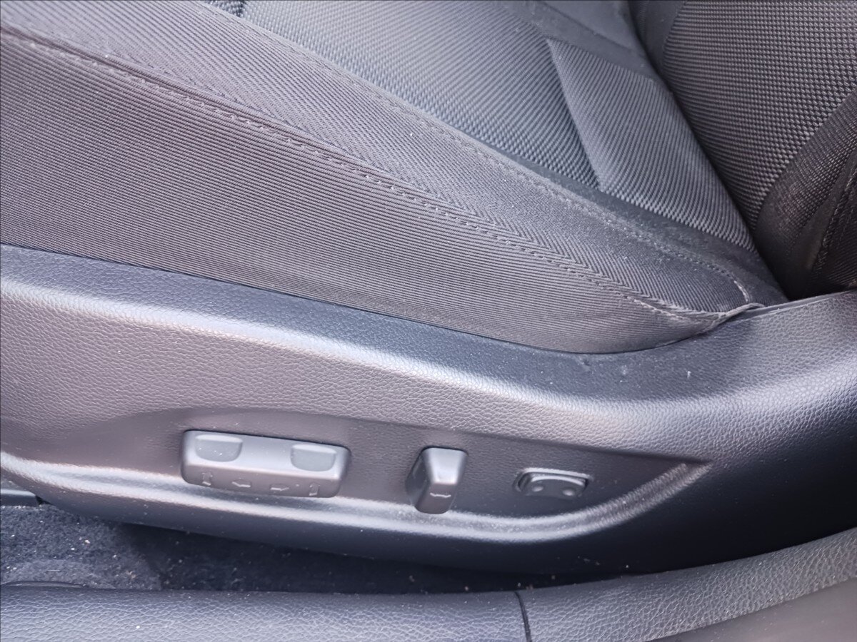 Hyundai i40 Kombi 1,6 l 100 kw