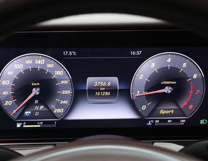 Mercedes-Benz Třídy E Sedan / Limuzína 2,0 l 135 kw