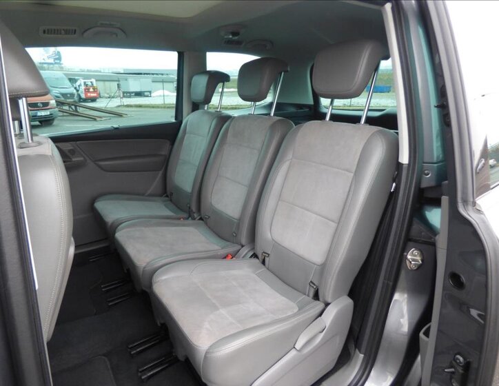 Volkswagen Sharan Kombi 2,0 l 125 kw