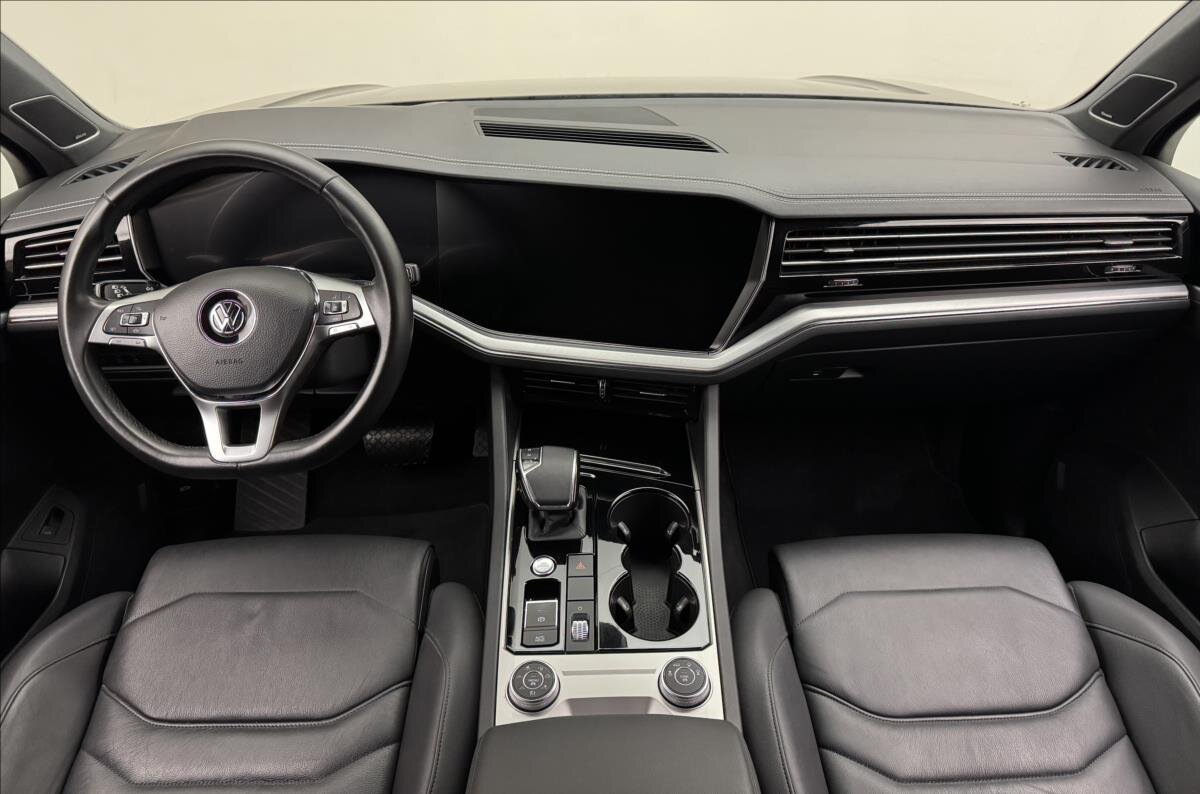 Volkswagen Touareg SUV 3,0 l 210 kw