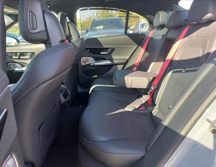 Mercedes-Benz Třídy E 10