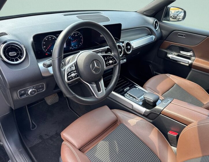 Mercedes-Benz GLB SUV / Terénní 1,3 l 100 kw