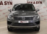 Volkswagen Touareg 2